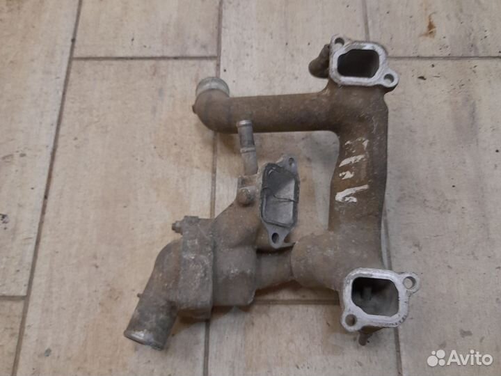 Патрубки помпы 2UZ-FE Land Cruiser 100