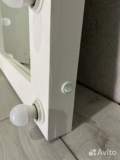 Зеркало гримерное