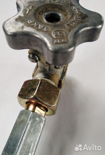 Переходник для заправки газовых баллонов