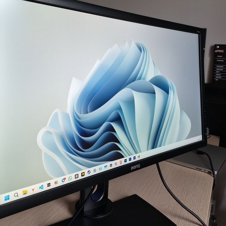 Купить монитор BenQ GL2760-T 🖥️ по низкой цене 💰 на Авито во