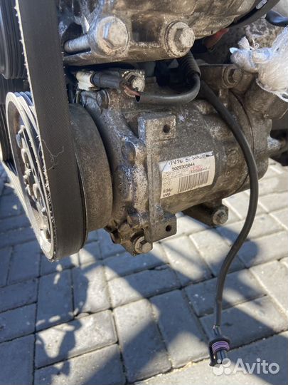 Компрессор кондиционера Рено Сандеро логан ларгус