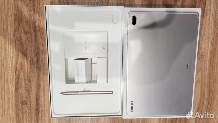 Продаю Samsung galaxy Tab s7 fe 64GB