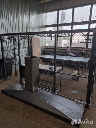 Сварщик сборщик