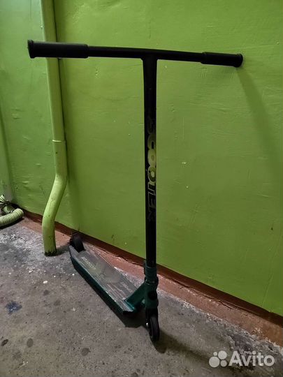 Трюковой самокат