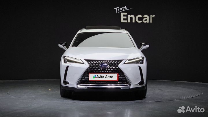 Lexus UX 2.0 CVT, 2020, 45 000 км