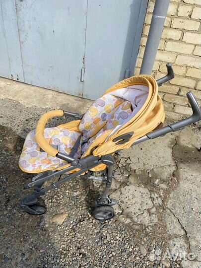 Детская прогулочная коляска