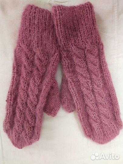 Варежки женские