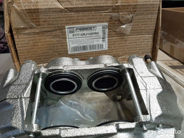 Суппорт тормозной передний правый Land Cruiser 120