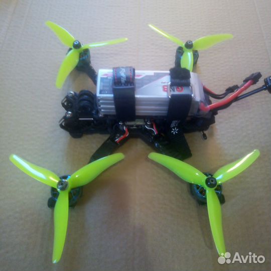 FPV квадрокоптер