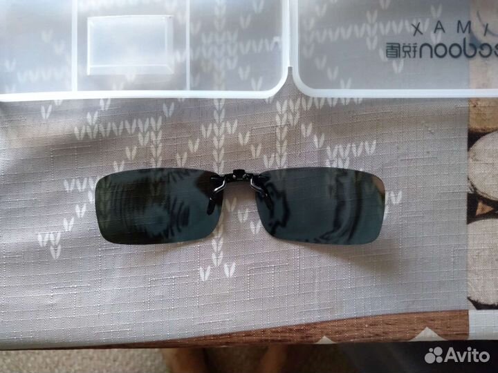 Поляризованные солцезащитные очки на клипсе