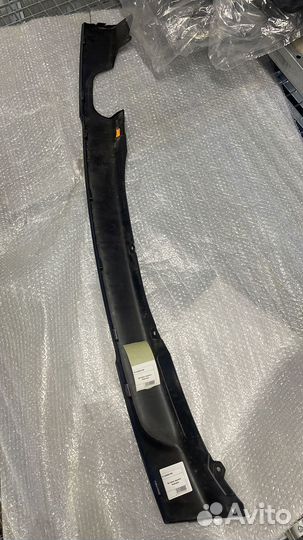 Вставка заднего бампера BMW 3 серия