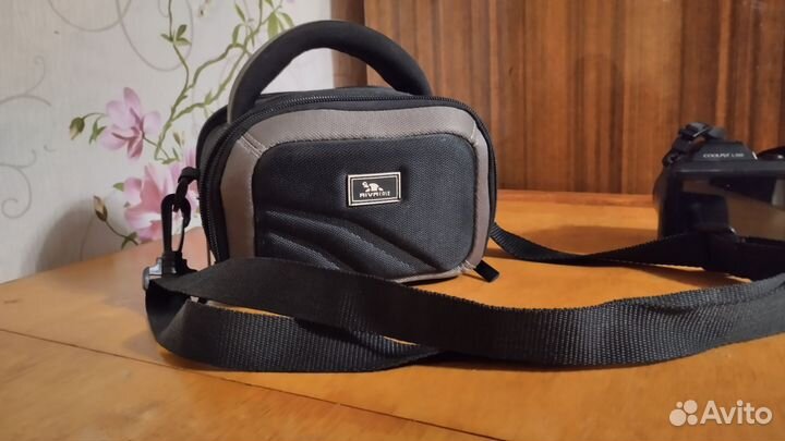 Зеркальный фотоаппарат