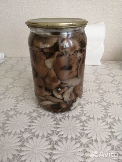 Опята маринованные