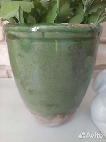 Кашпо с цветами