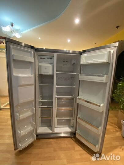 Холодильник Side-by-Side Kuppersbusch KEI 9750-0-2