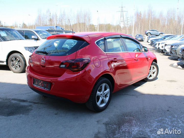 Opel Astra 1.6 AT, 2012, 93 500 км