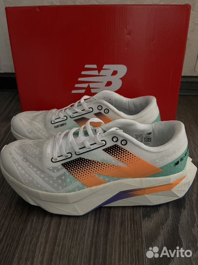 Беговые кроссовки New balance fuelcell elite v.4