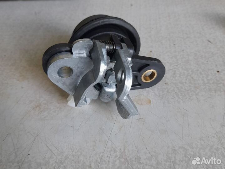 Комплект замка багажника