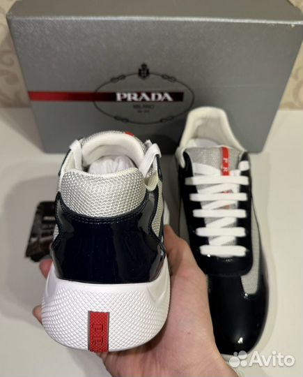 Кроссовки prada