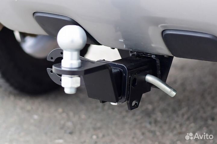 Фаркоп /съемный квадрат/ Renault kaptur с 2016