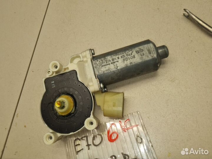 Моторчик стеклоподъёмника правый BMW X5 E70 2006-2013