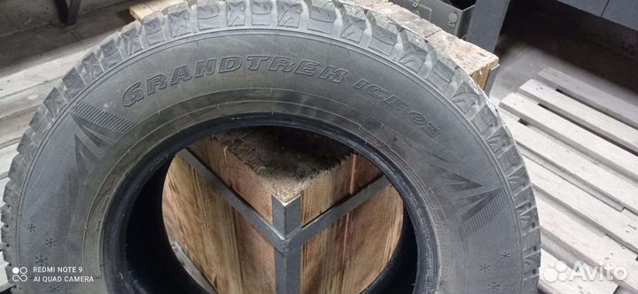 Dunlop GrandTrek Ice 03 265/65 R17 116T