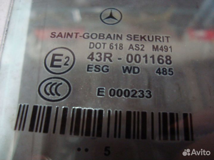 Стекло задней правой двери C219 A2197350210