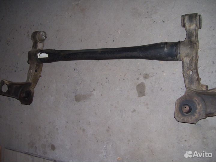 Опель астра H балка задняя