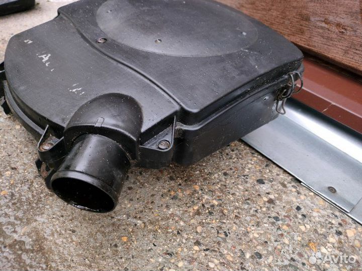 Корпус воздушного фильтра Renault Logan седан K7J