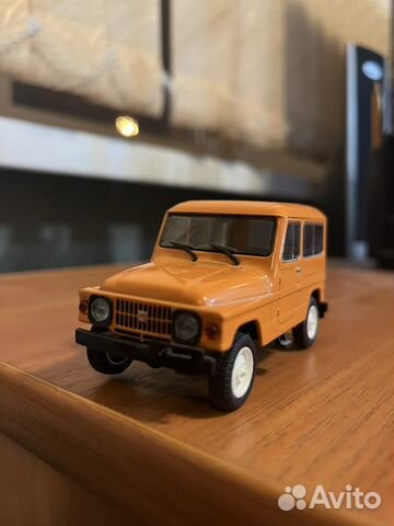 Модель москвич 2150 1/43 автолегенды СССР