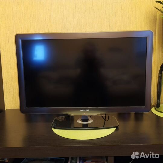 Телевизор Philips LCD 32 PFL7605H/60