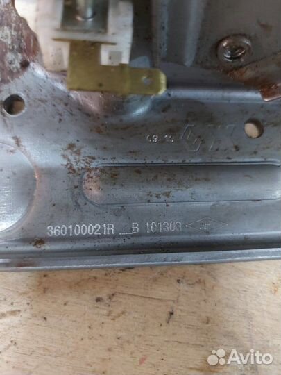 Рычаг стояночного тормоза передний Renault Fluence