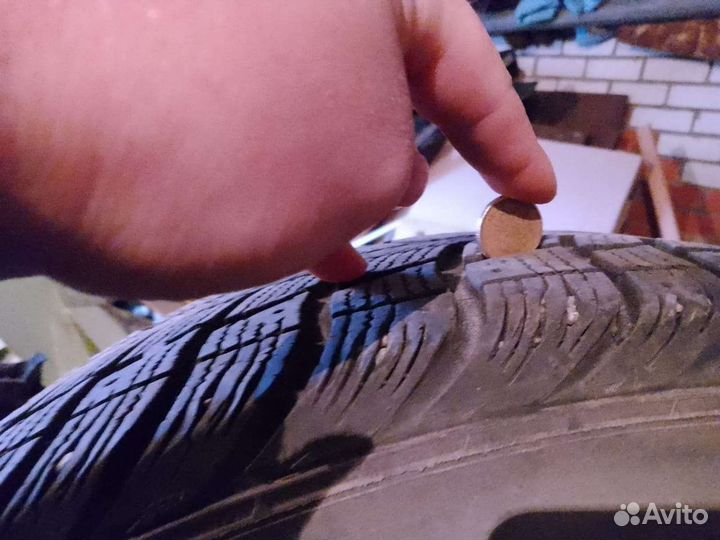 Federal 595 2.25/60 R17