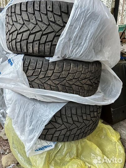 Dunlop Grandtrek Ice 02 255/50 R19 и 285/45 R19 107T