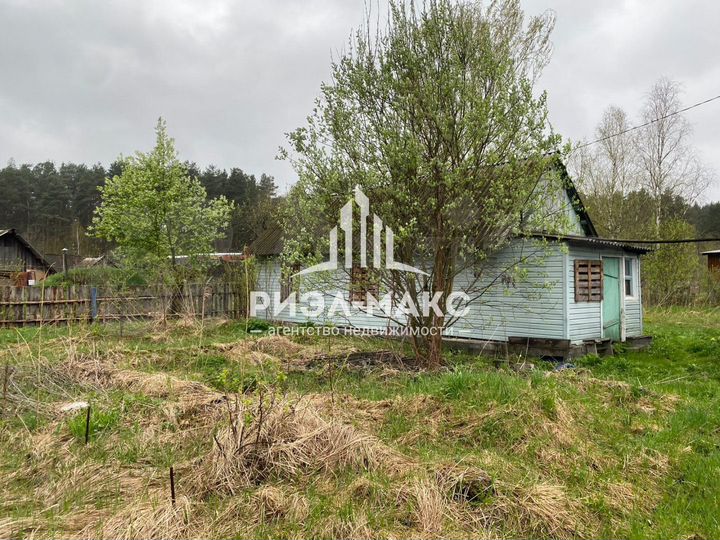 Дом 23,2 м² на участке 7,8 сот.