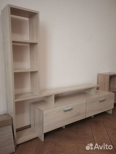 Тумба под телевизор (новая)