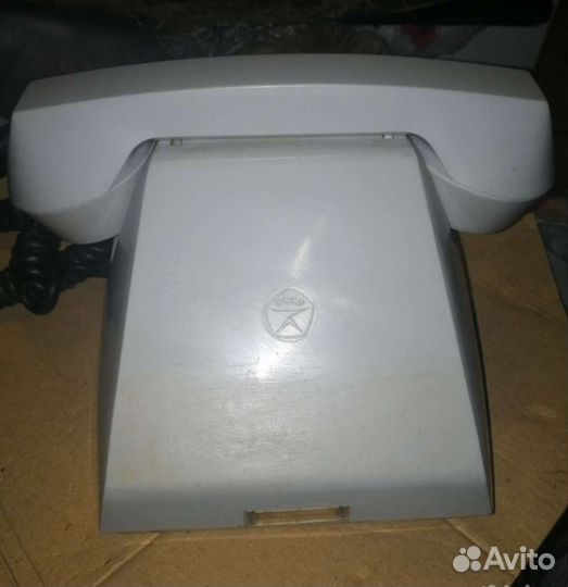 Телефон Филипс XL370