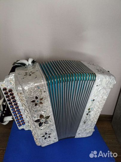 Концертная мастеровая тульская гармонь