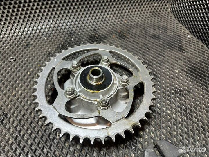Ведомая звезда с ступицей Suzuki Sv 650 S