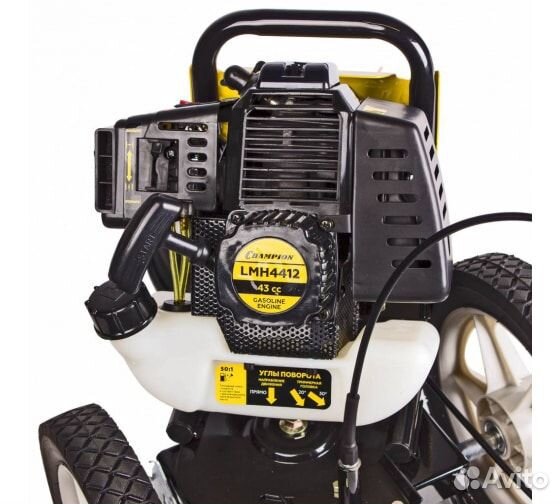 Колесный триммер (газонокосилка) Champion LMH4412