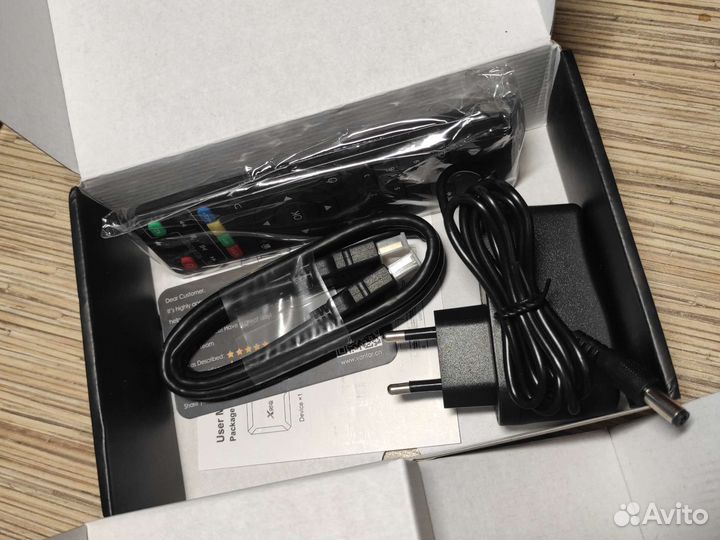 Смарт Тв приставка 4К андроид 2/16gb новая