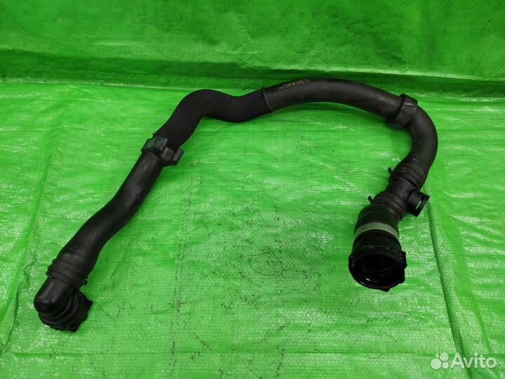 Патрубок радиатора нижний 2.0 VW Tiguan 2007-2016