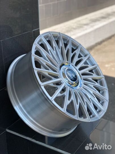 Кованые диски GT Forged R22 Rolls-Royce Wraith