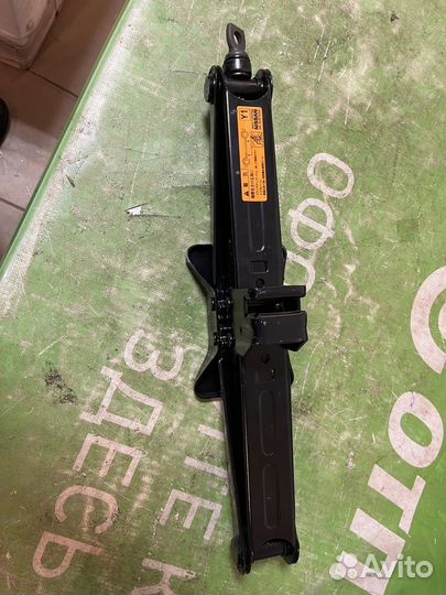 Домкрат Nissan x trail t31