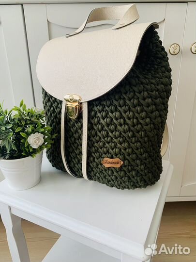 Рюкзак из трикотажной пряжи