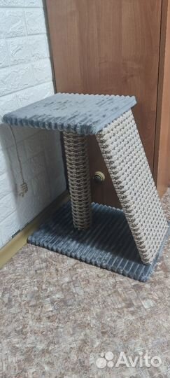 Домик для кошки с когтеточкой