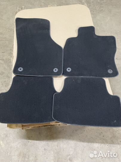 Коврики в салон (ворсовые ) для golf 7 оригенал