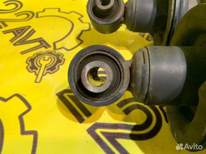 Стойки комплект задние Lexus Gs430 UZS190 3UZ-FE