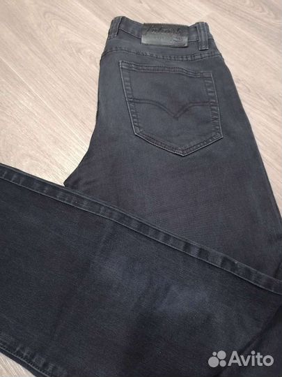 Комплект мужской одежды 46-48 р (джинсы +рубашка)