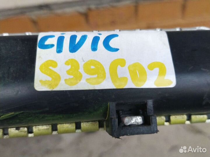 Радиатор охлаждения на хонда civic s39co2